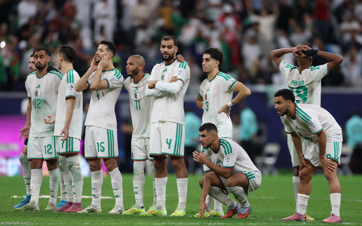 حامل اللقب يودع