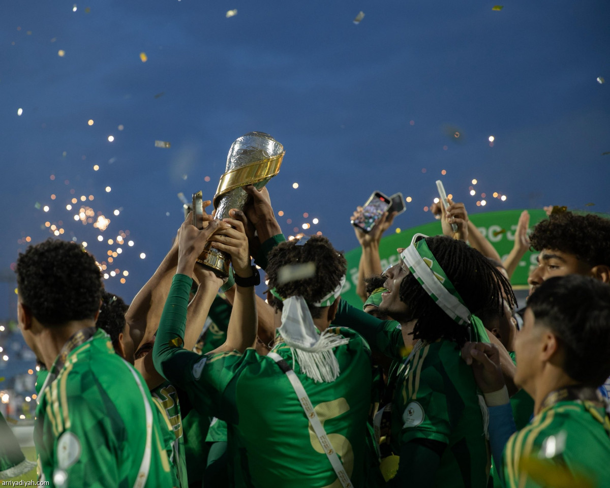 فرحة اللقب الأول