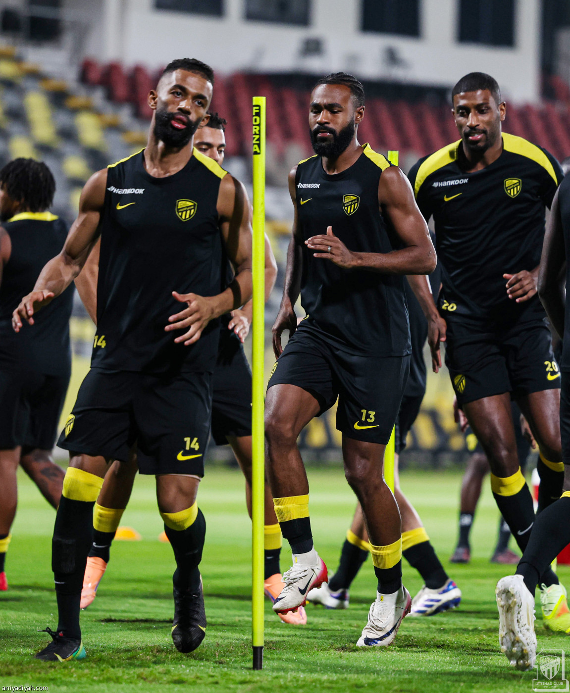 الاتحاد يتأهب