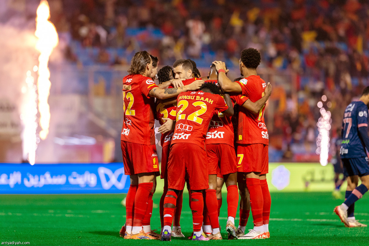 القادسية يستعرض