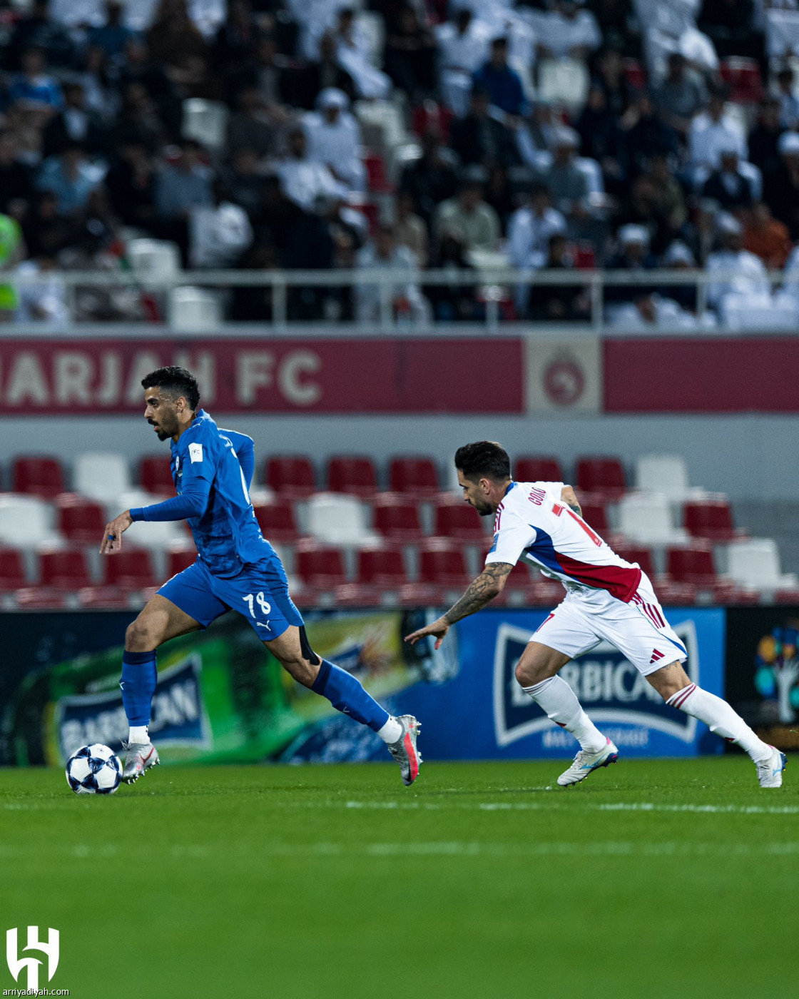 الهلال بالعلامة الكاملة