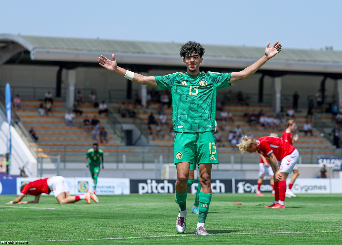 الأخضر في النهائي