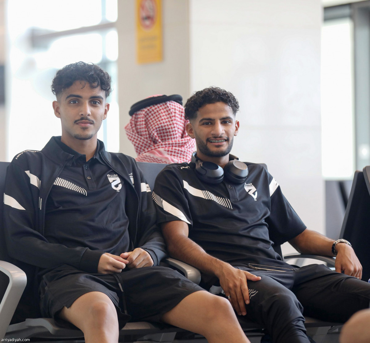 الحزم يغادر