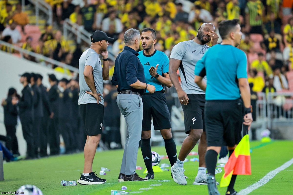 جدل تحكيمي واعتراضات