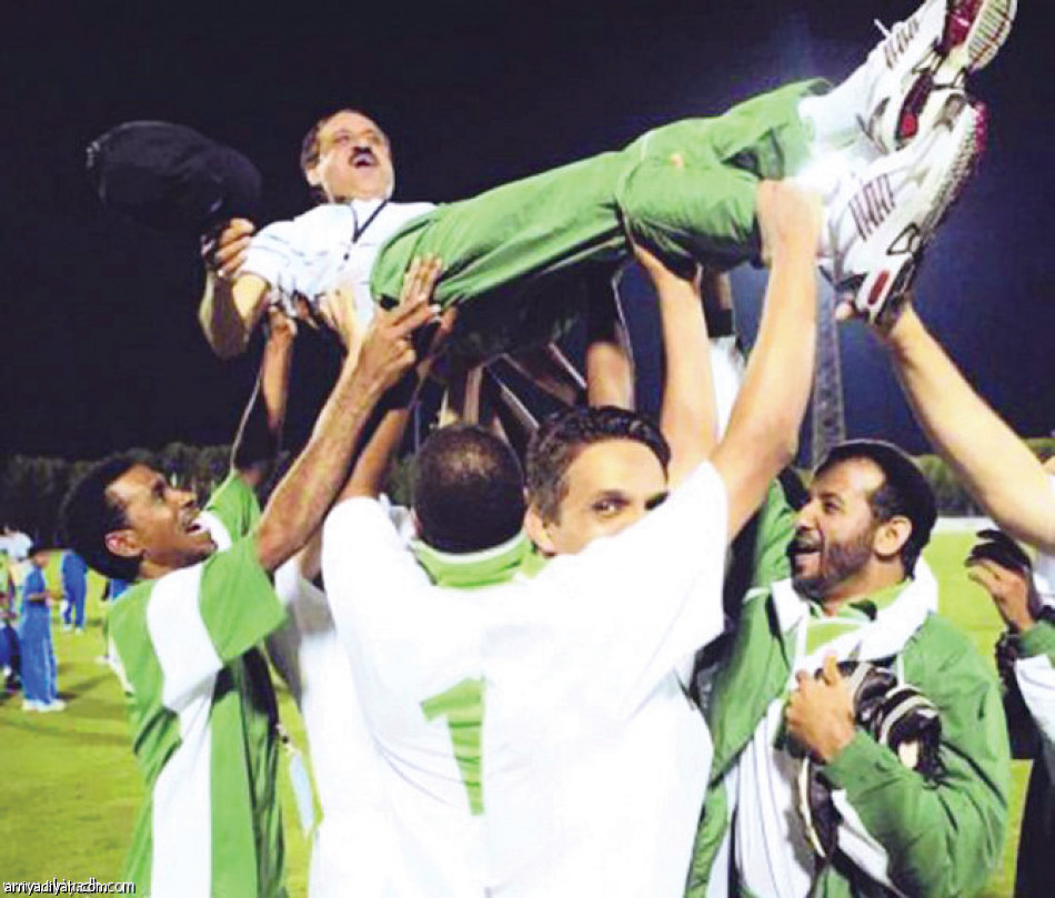 الزياني:
مكالمة غيّرت التاريخ