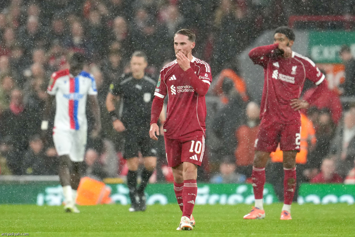 الليفر يودع